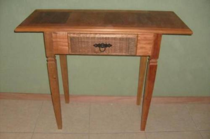 Aparador c/  Gaveta em madeira de demoliçâo