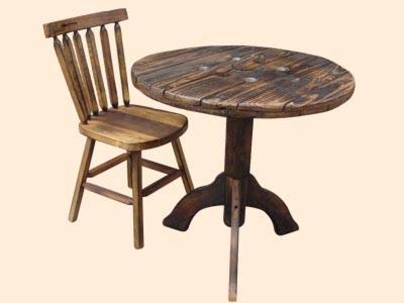 Mesa com cadeira country
